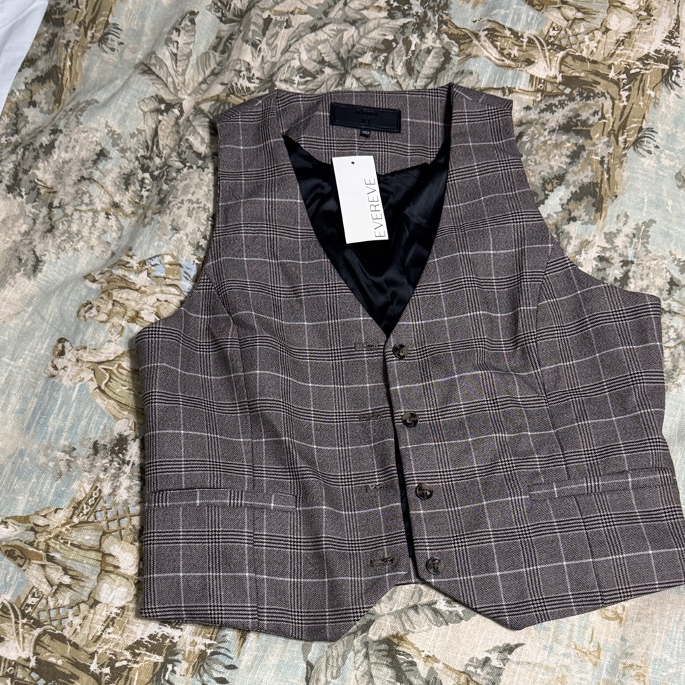 Evereve Blank NYC Herringbone Vest
Large NWT